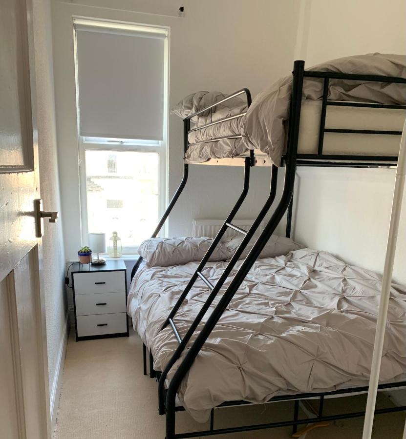 Blackpool Abode - Seaside Cove Экстерьер фото